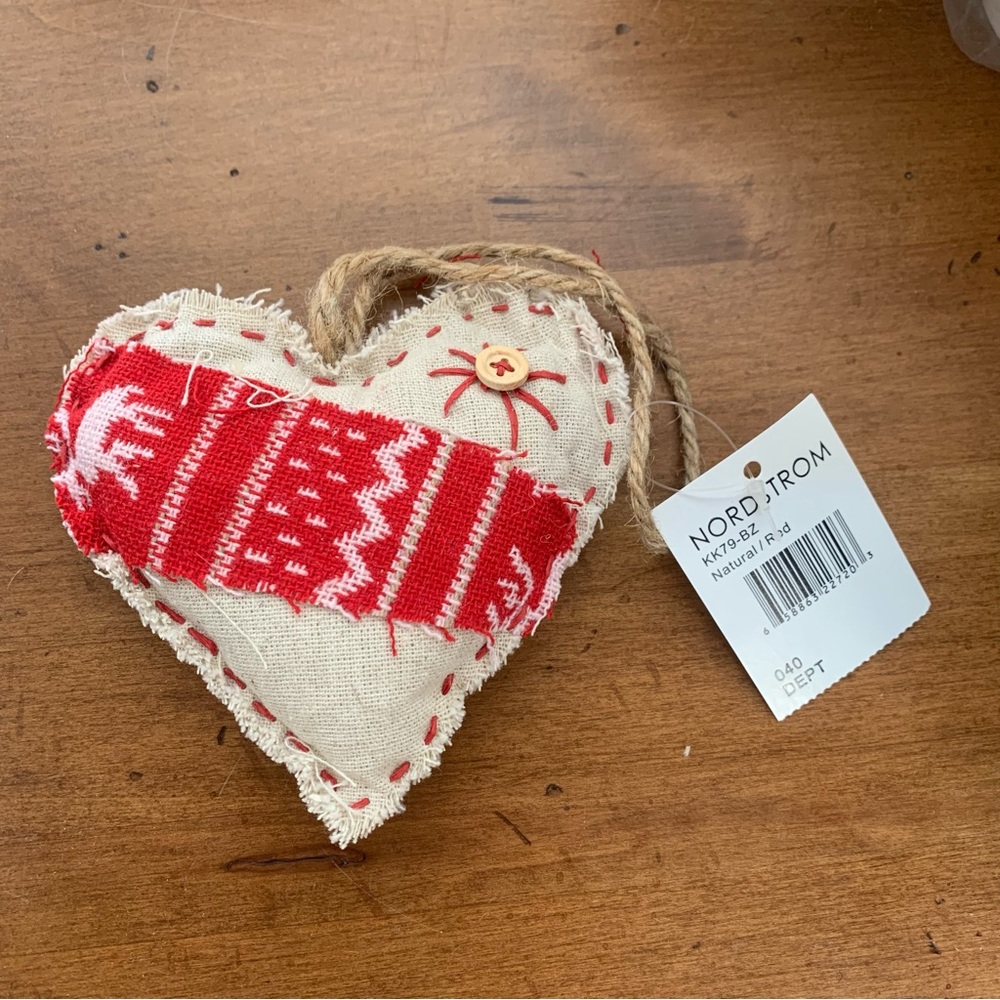 Nordstrom Christmas Heart Shaped Holiday Ornament New With Tags